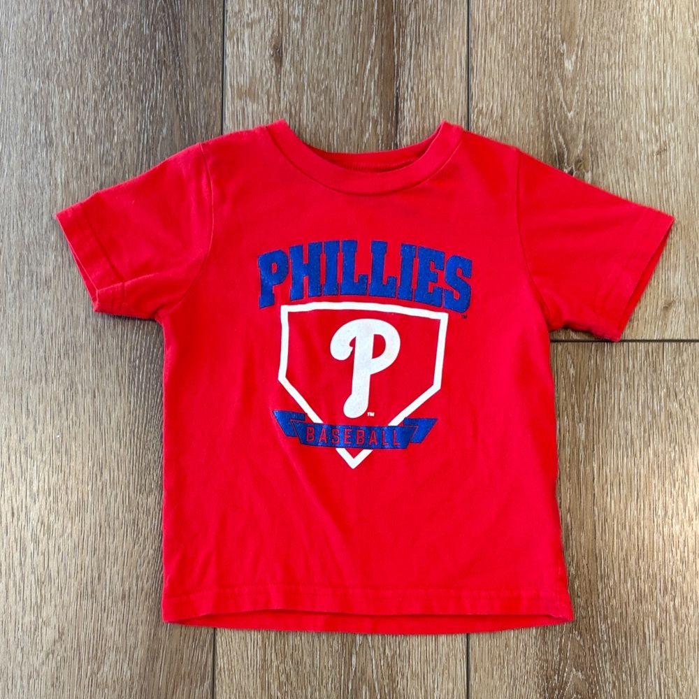 Philadelphia Phillies toddler t-shirt size 2T